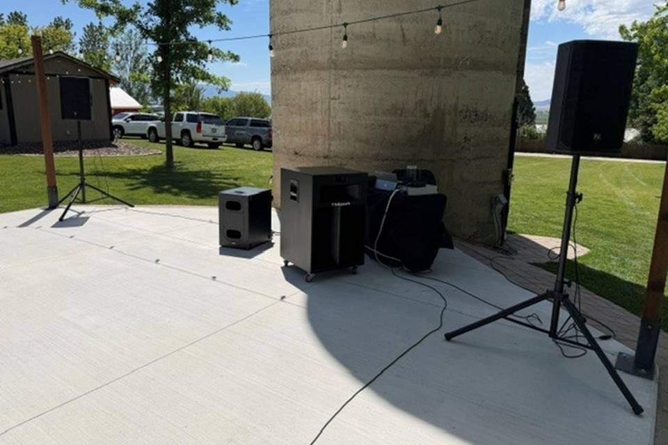 Outdoor DJ2 v2.jpg