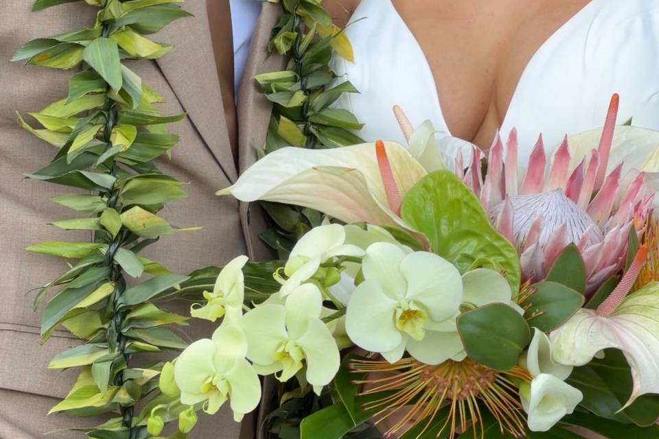 Aloha Florals 808