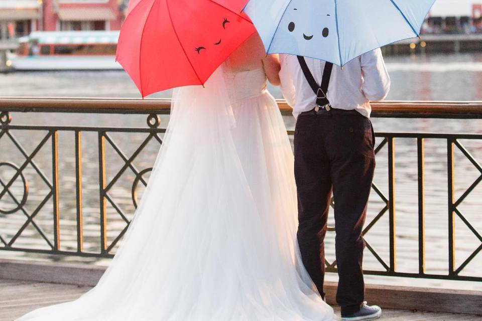 Waterfront wedding - David and Vicki Arndt Photography