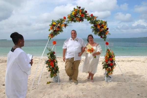 Bahamas Weddings 10
Bride & Groom
engaged Couples
family & friends