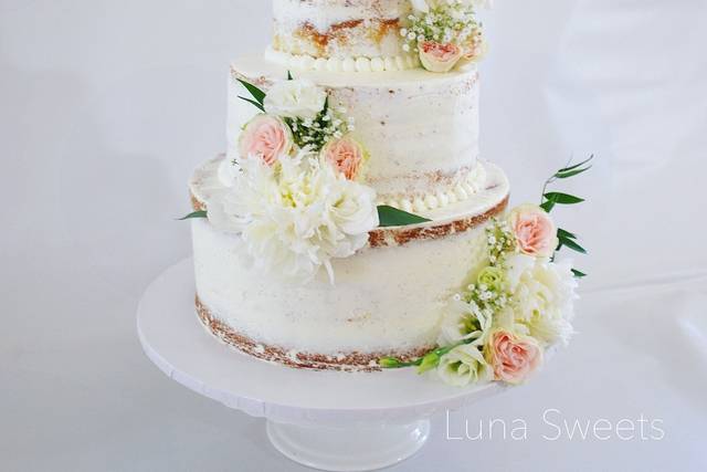 Luna Sweets - Wedding Cake - Lynn, MA - WeddingWire