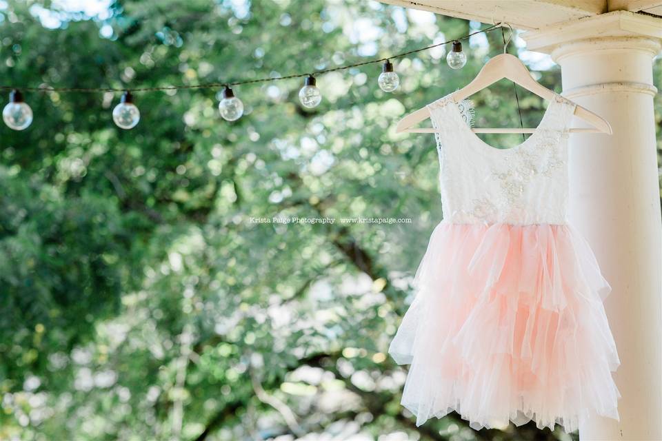 Flower girl's dress