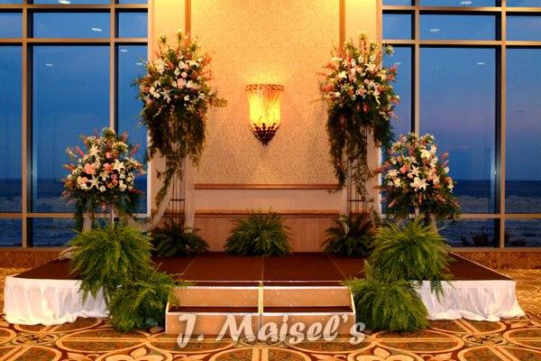 Mainland Floral, Inc.