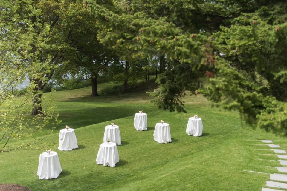 Setting up white round tables
