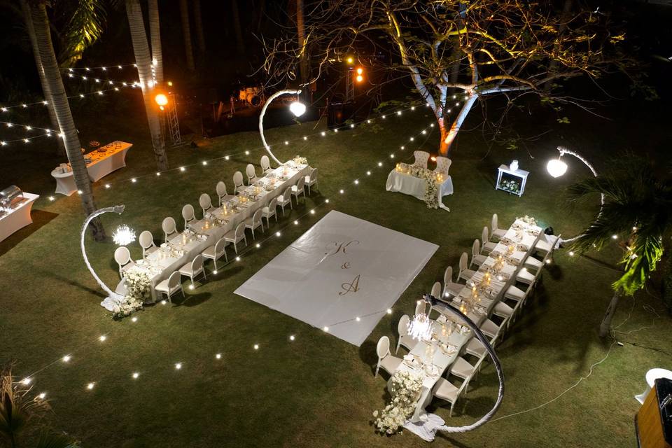 Romantic Garden reception