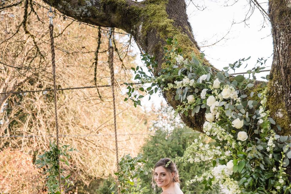 Bride holding the swing