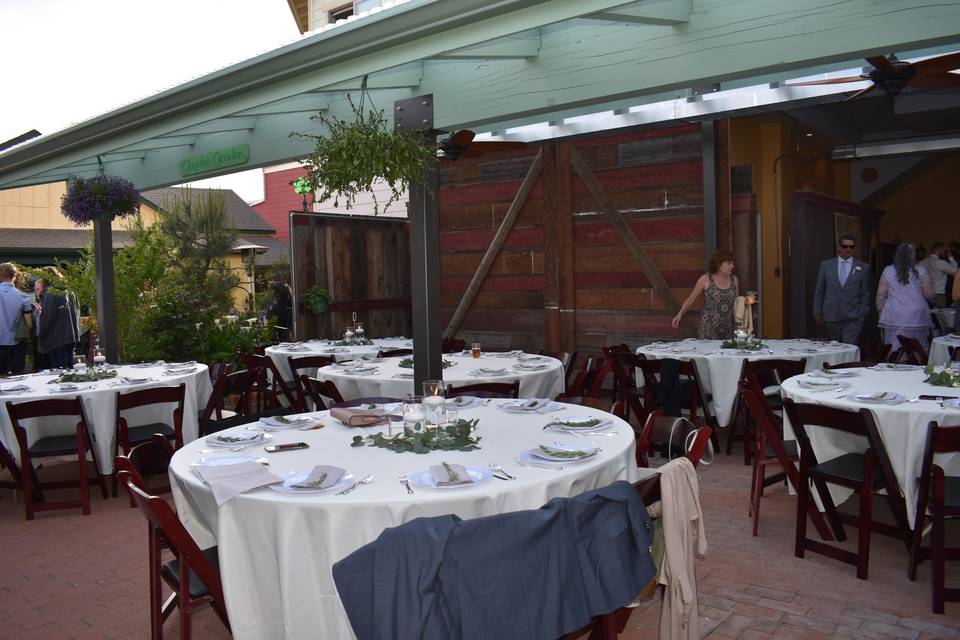 Lunada Garden Bistro/Venue