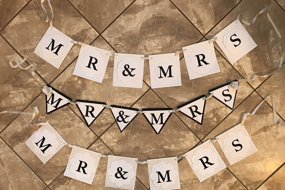 Mr & Mrs Style Banners
