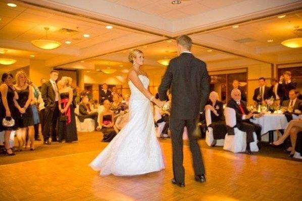 Couple wedding dance