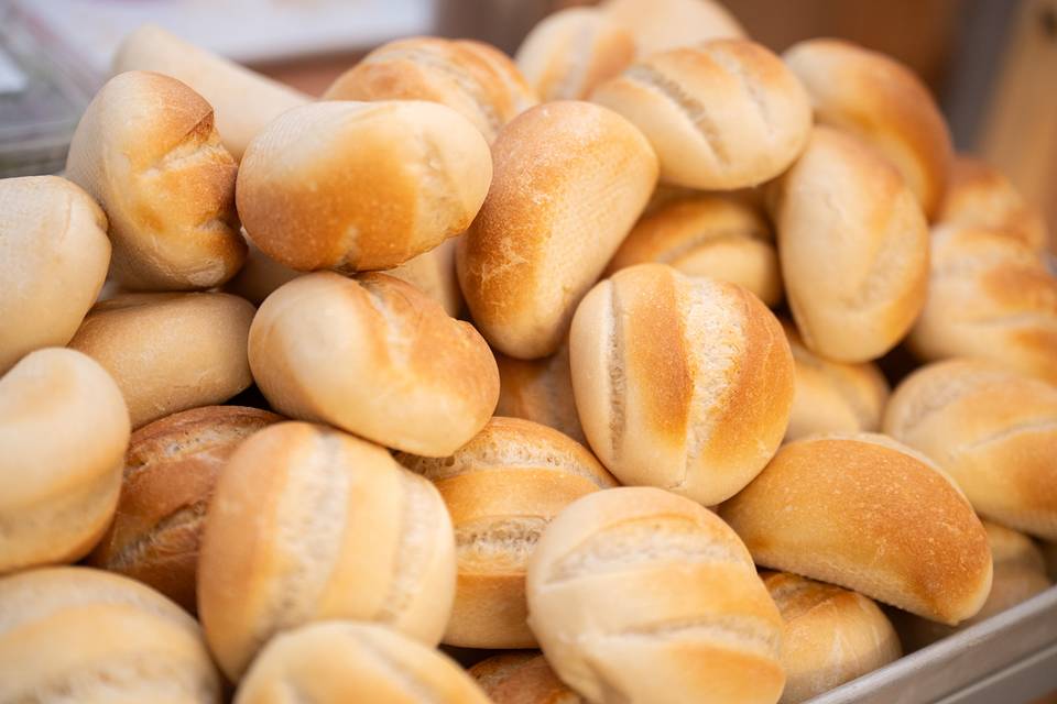 Dinner rolls