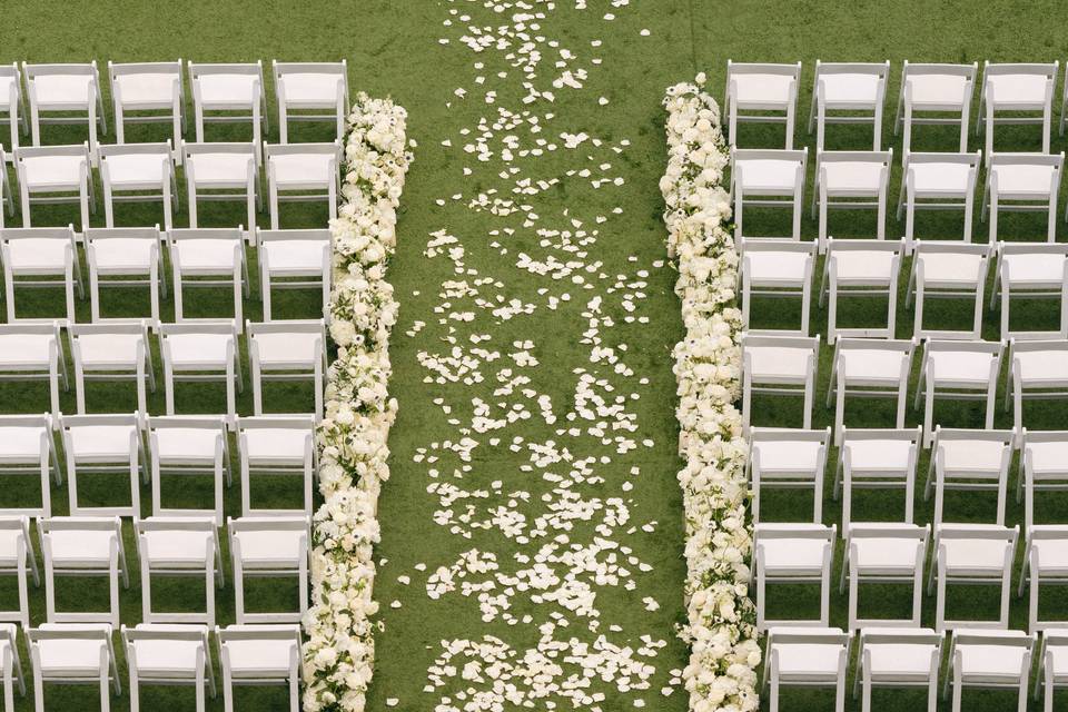 Elegant Classic White Arch