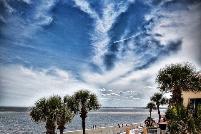 St Simons Island King and Prince Resort lawn ceremony on the ocean front