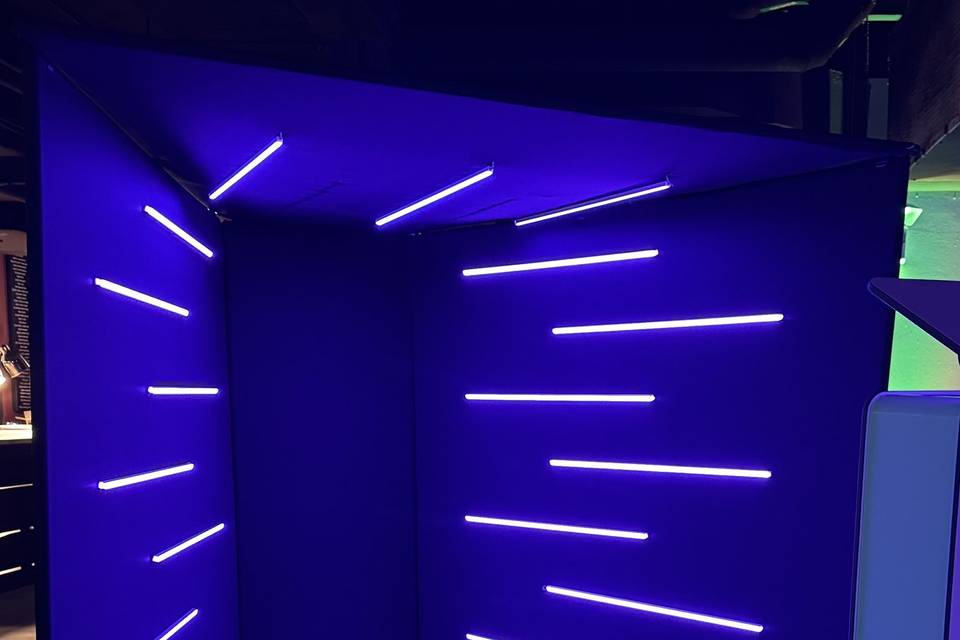 LED Vogue Wall (Photo Booth)
