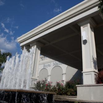 he Royal Manor