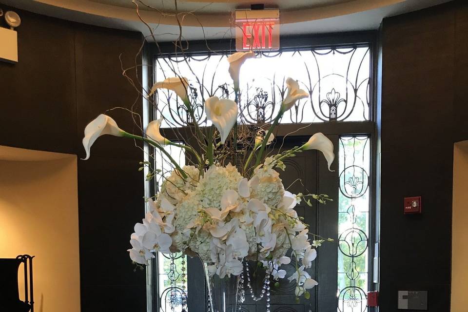 Tall centerpiece