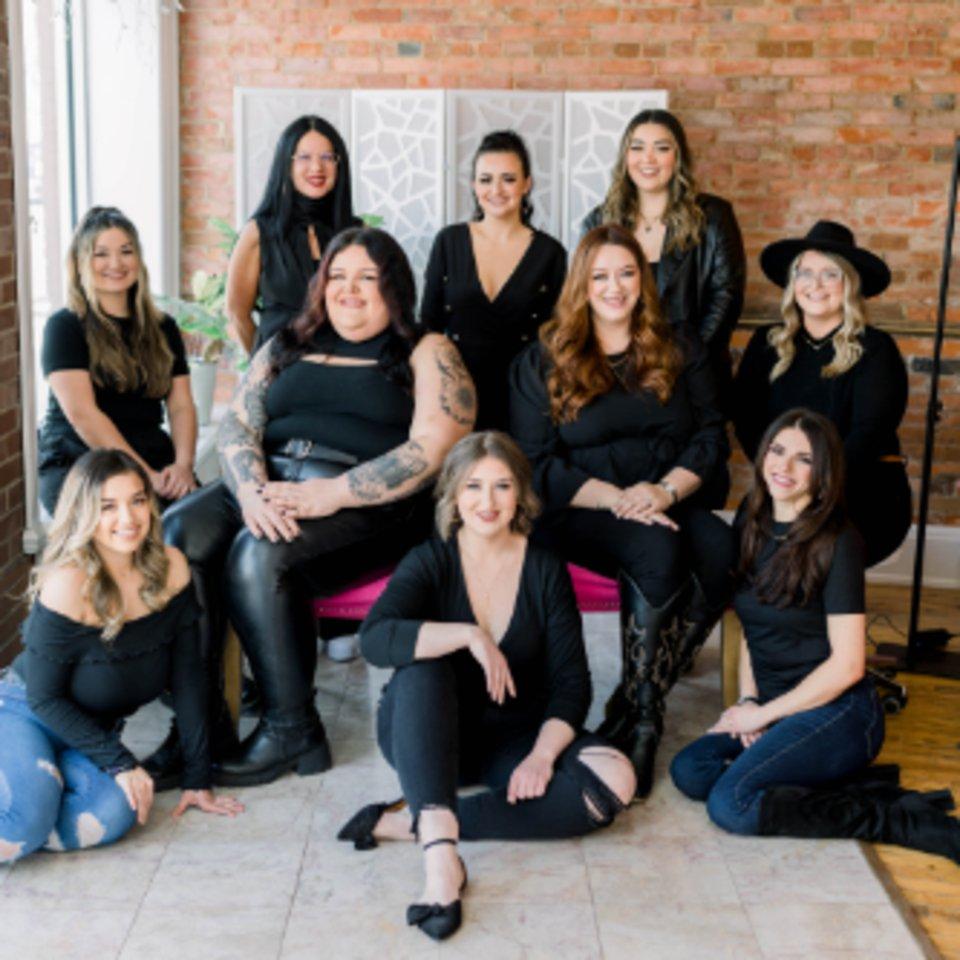 24Luxe Team