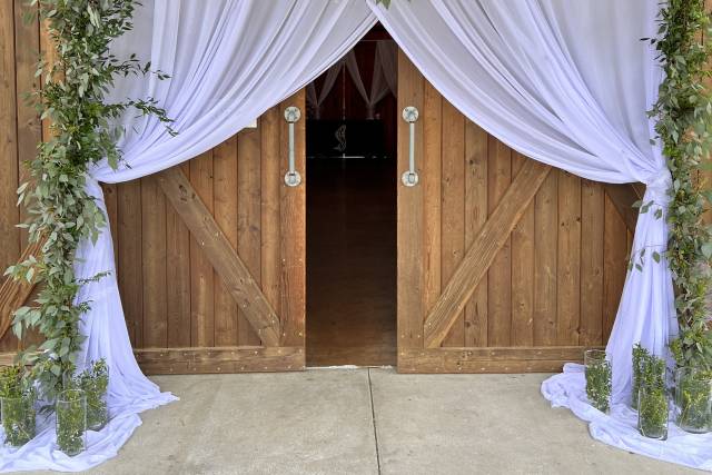 Rustic Chic Barn entrance