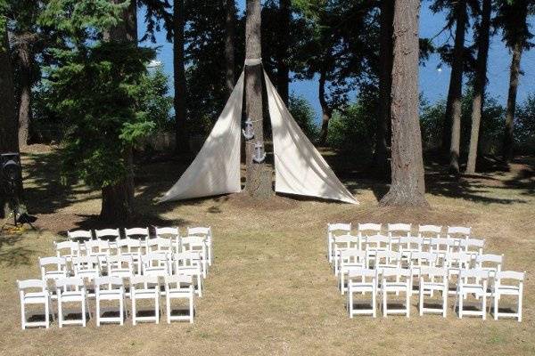 Wedding by the beach