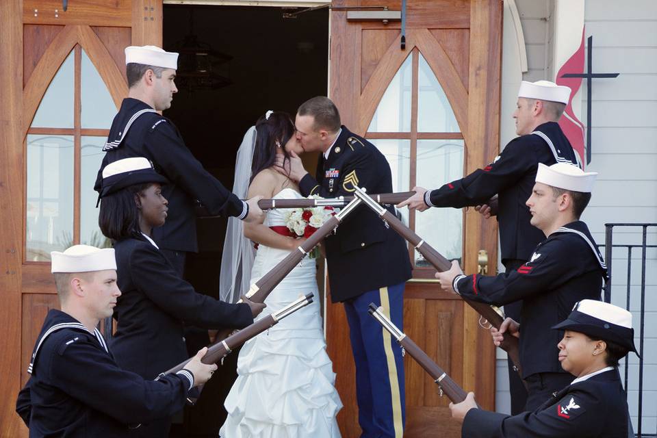 Coupeville wedding with whidbey party girls!