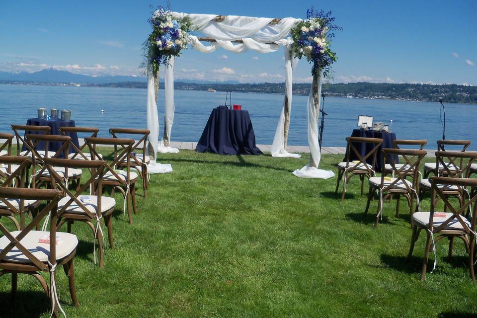 Wedding arch