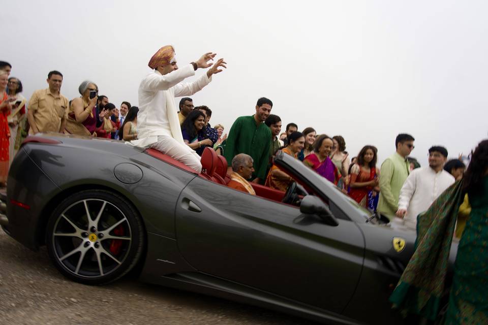 Baraat in Ferrari California