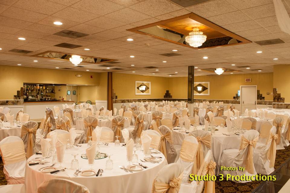 The Courtyard Banquets