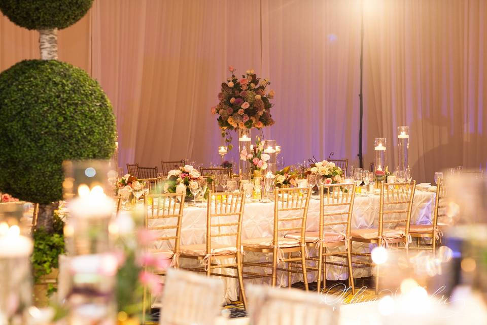 Table set-up with flower and candle centerpiece