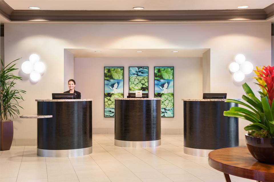 Hilton San Diego Airport/Harbor Island