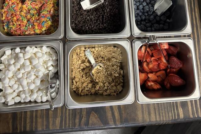 Charming Magnolia Catering