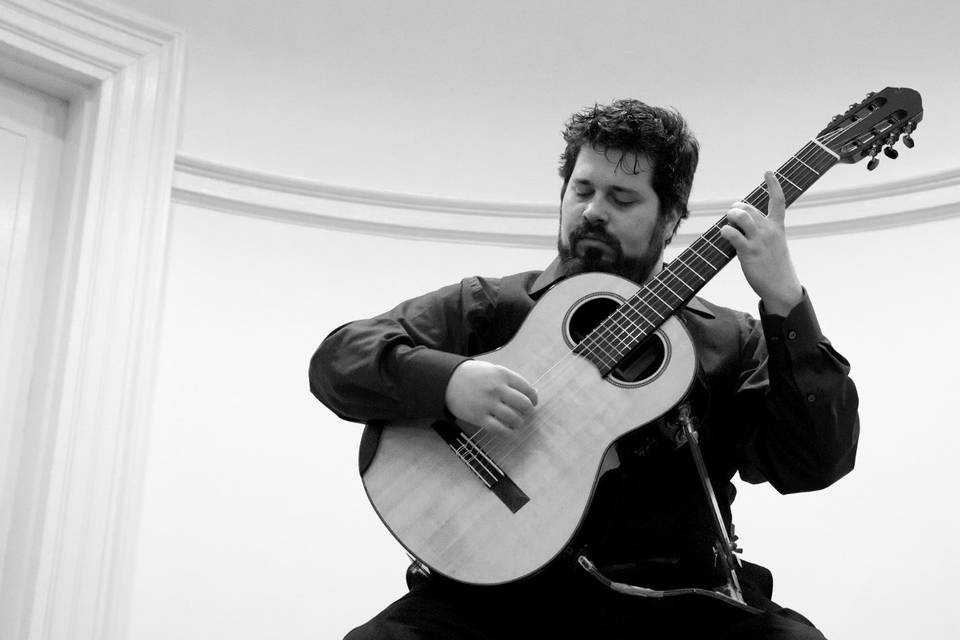 Nick Cutroneo, Classical Guitarist