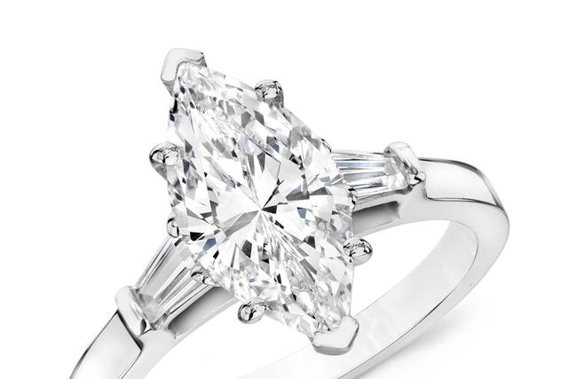 Beautiful silver ring