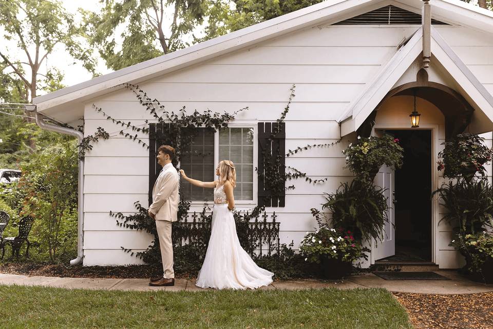 Cottage Wedding