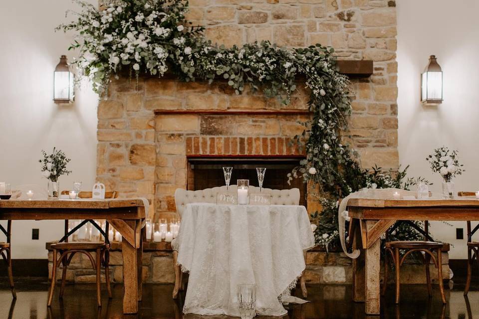 Head Table Rustic