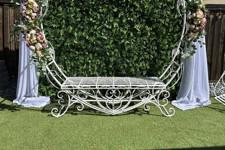 Cupid's Bench
