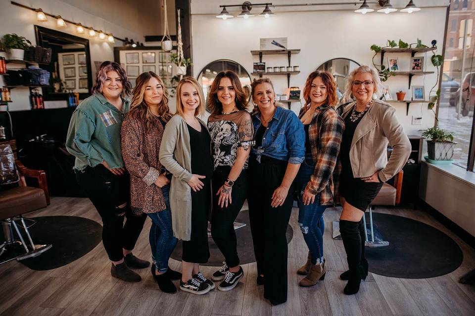 Kyn&Co Salon & Suites