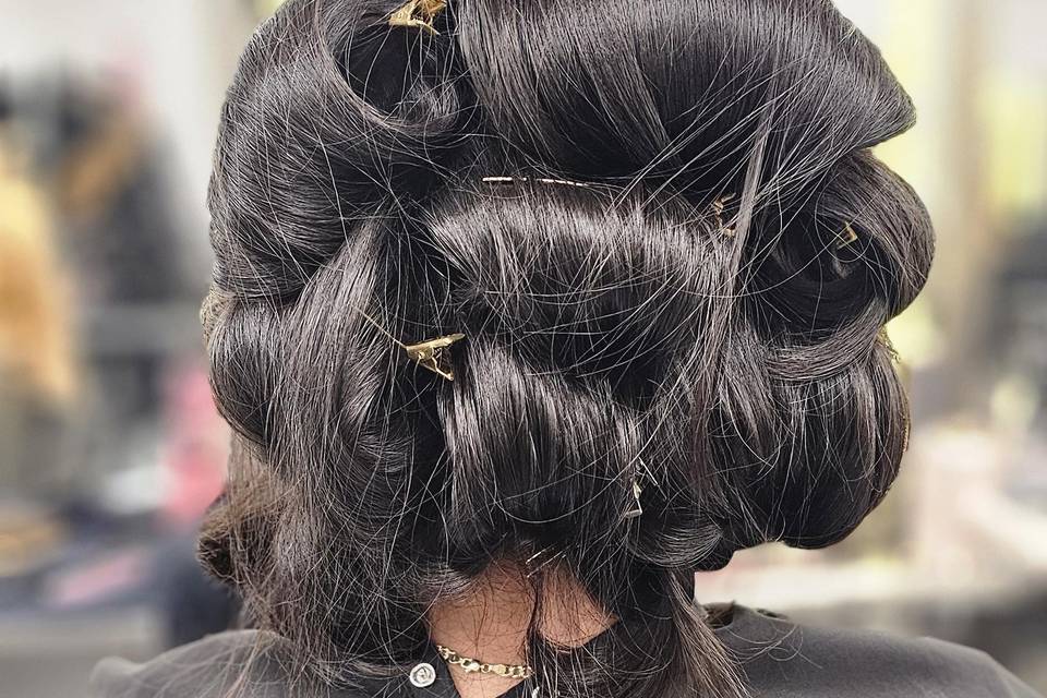 Blowout Pin up