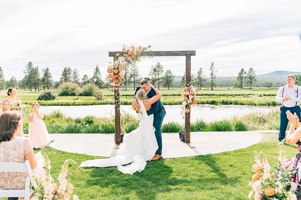 Mt. Bachelor Lawn Ceremony