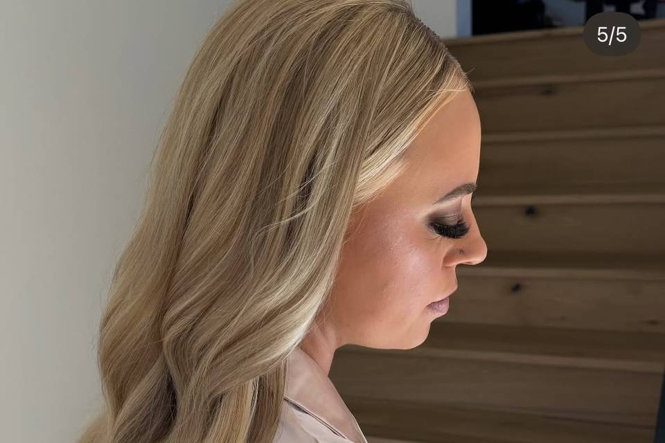 Soft, airy, smooth waves
