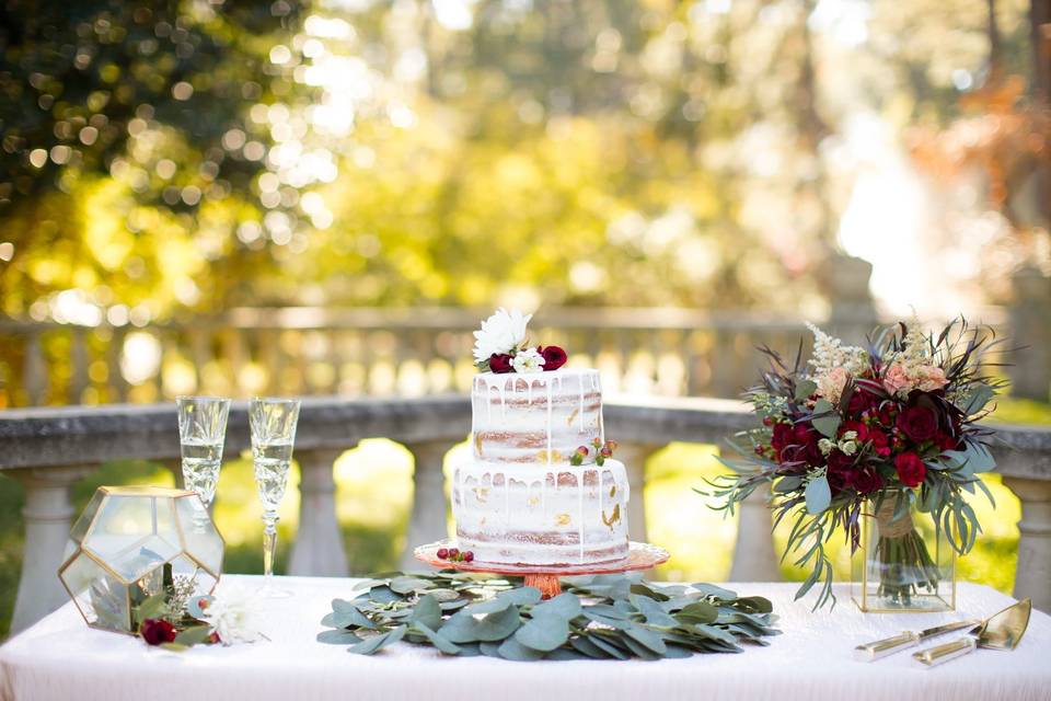 Cake table