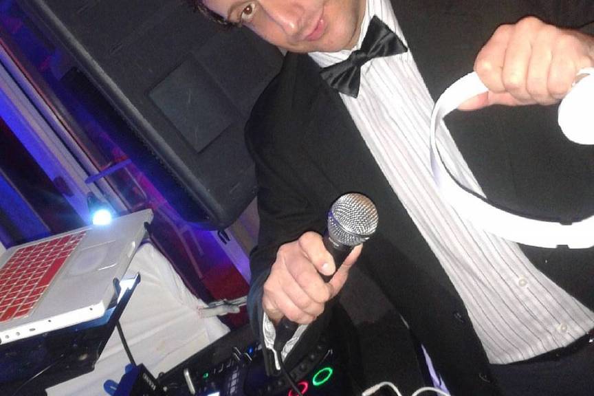 Meet Carlos Dj Sonic