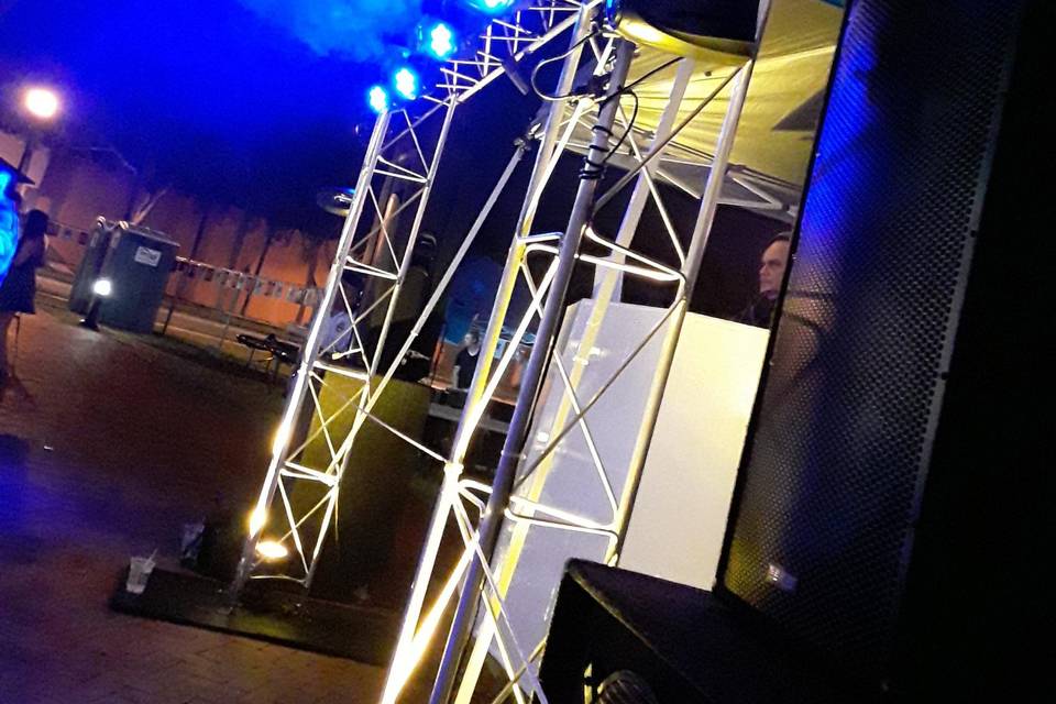 We rent trussing and lights