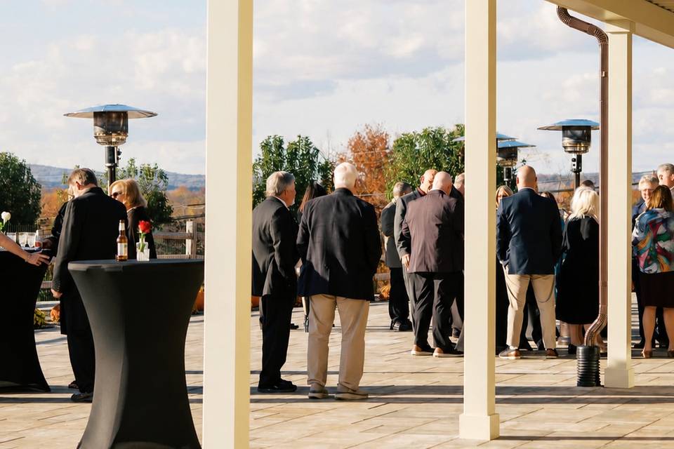 Hoppenville_patio_upscaled_2015x2667.jpg