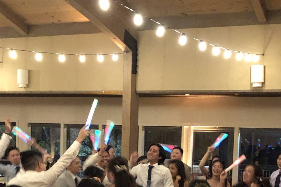 Hands up on the dance floor