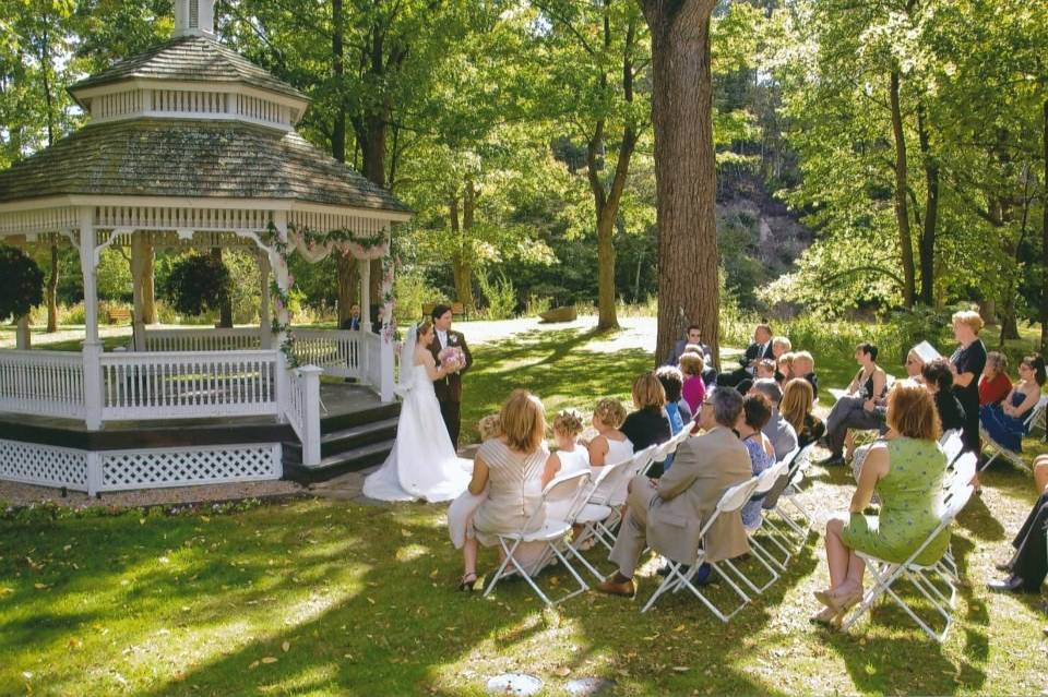 Rochester Hills Museum at Van Hoosen Farm Barn & Farm Weddings