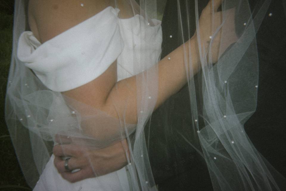 Bentonvisualco-juliaallison-141 copy.JPG