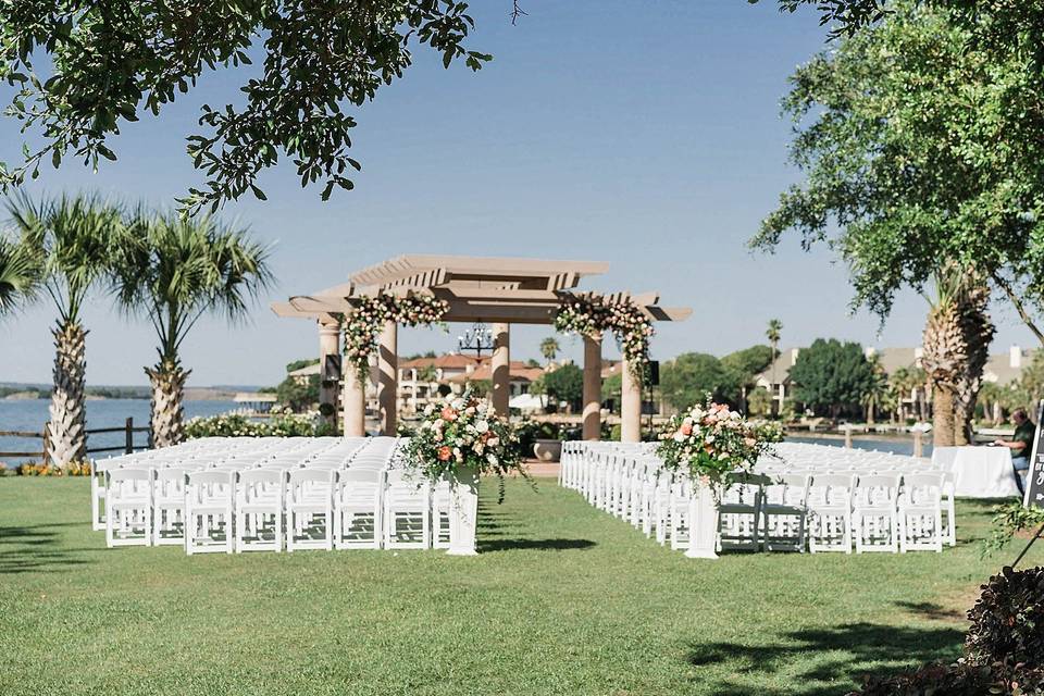 Horseshoe Bay Resort Weddings