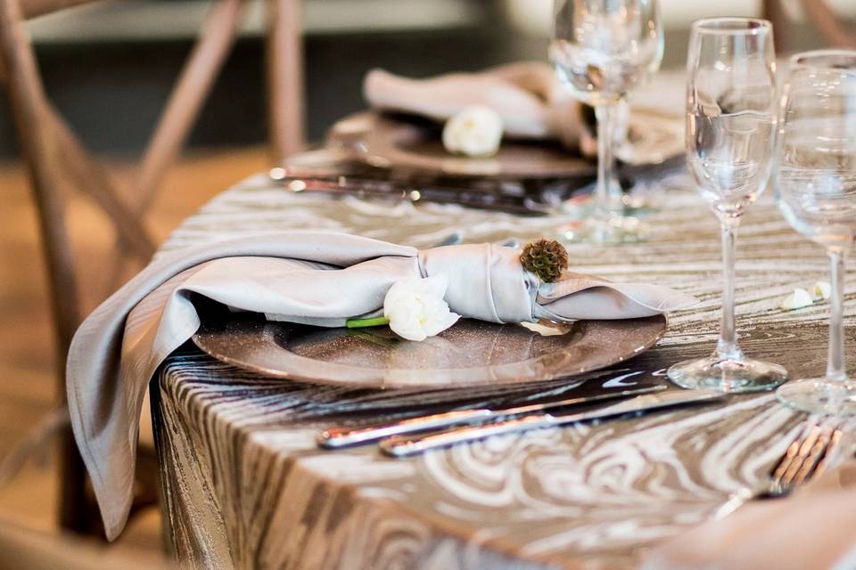 Rustic table setting