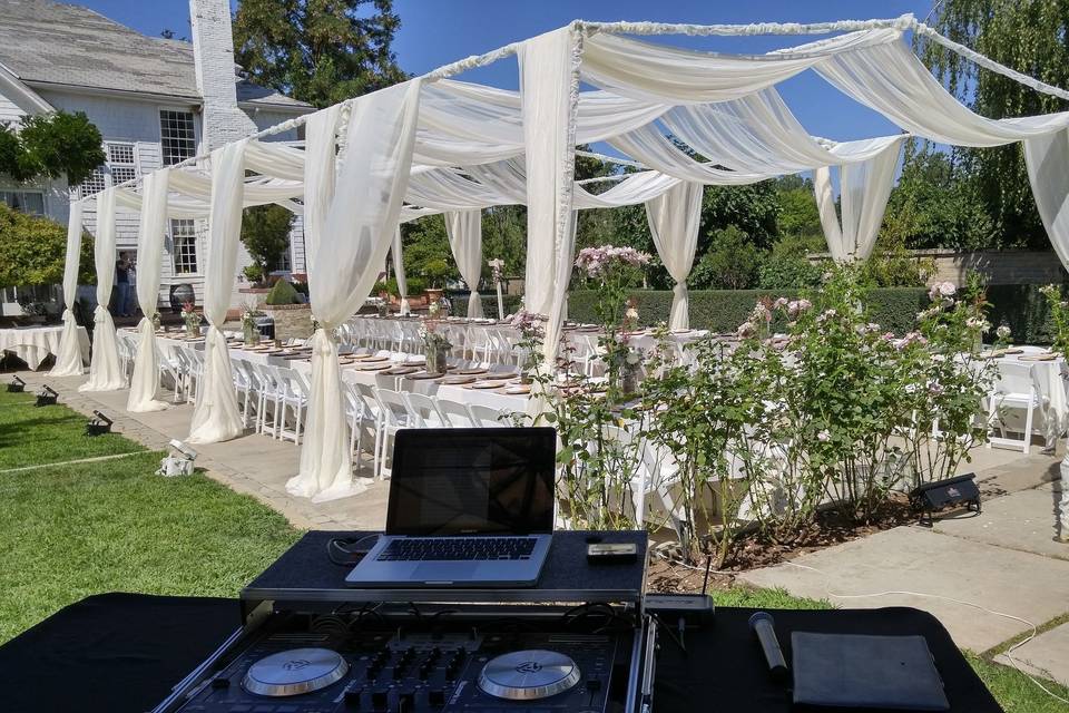 DJ set-up