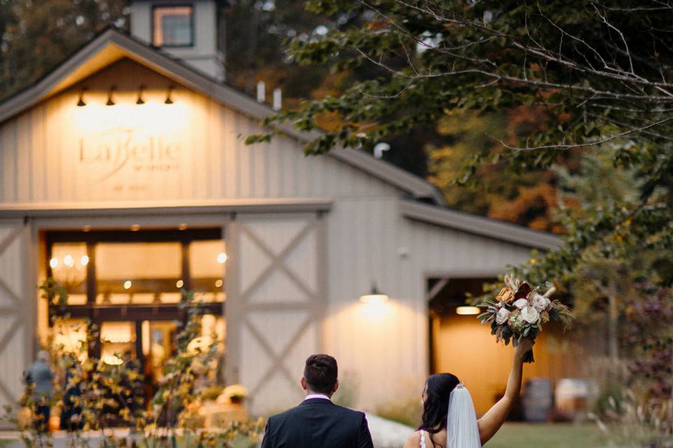 Tasting Barn Autumn