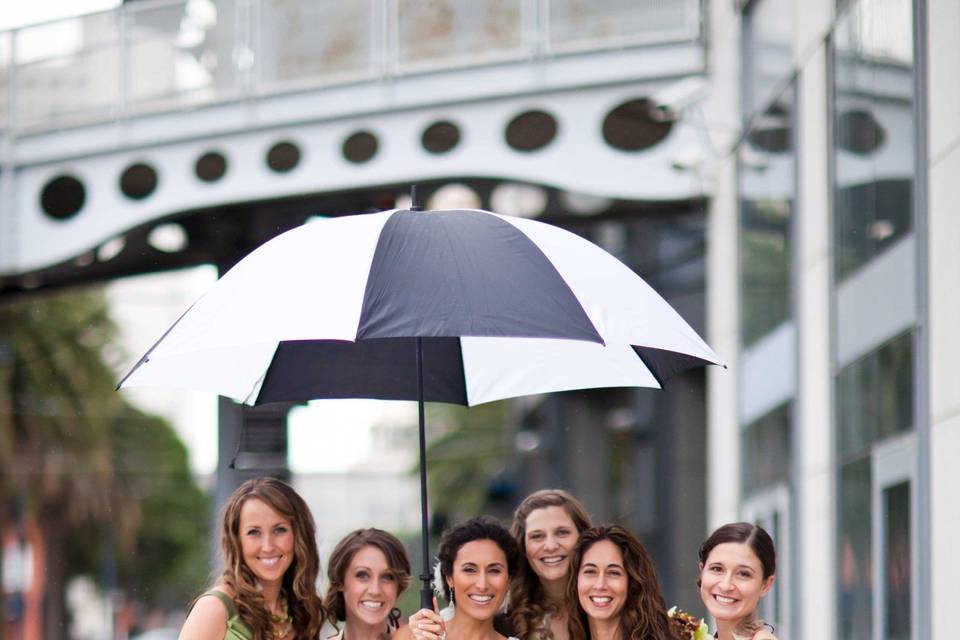 The bride with her bridesmaids